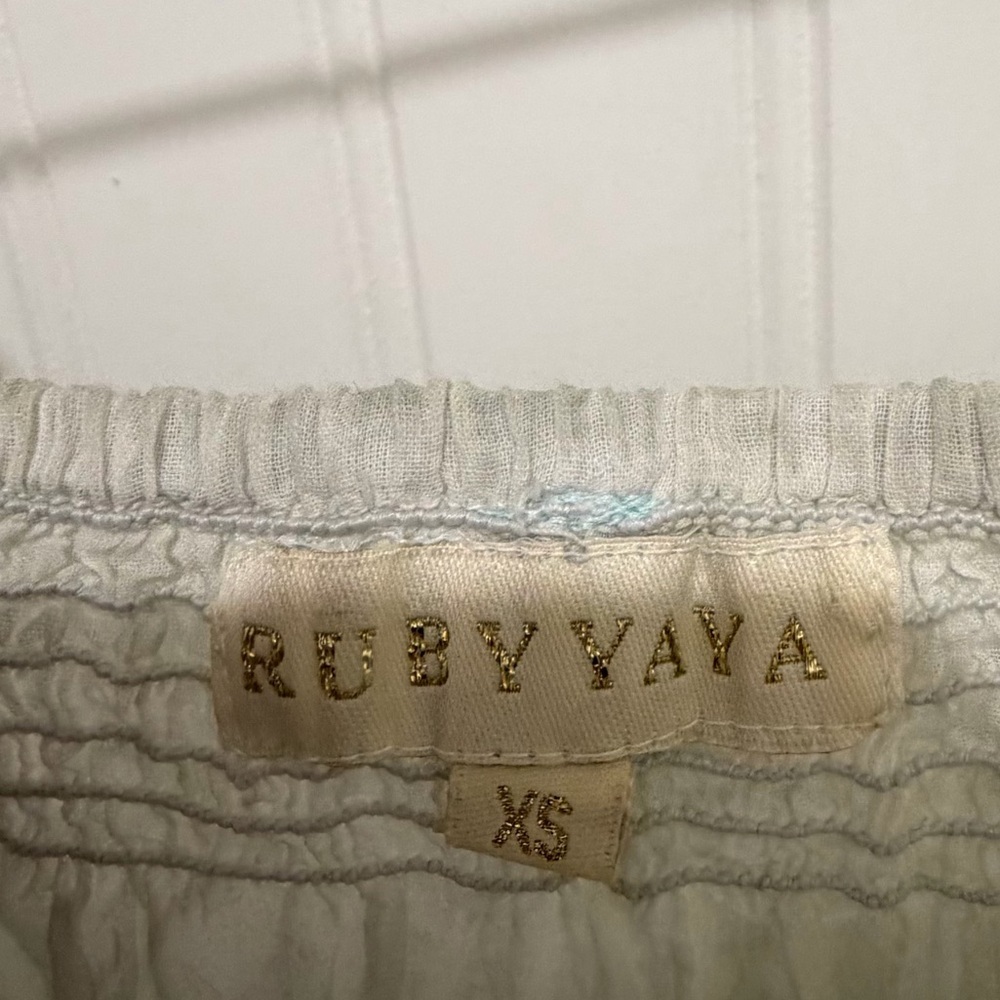 Ruby Yaya Off-Shoulder Blouse with Eyelet Sleeves boho romantic - Picture 2 of 8